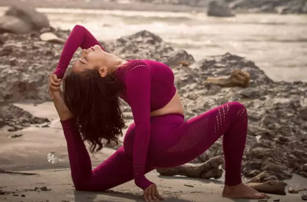 Hoop yogi